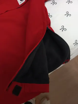 Cazadora Carhartt Roja