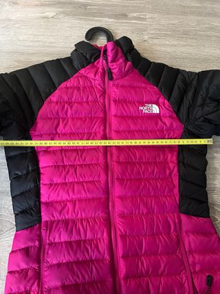 Plumífero The North Face Mujer Negro/Rosa