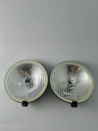 Faros HELLA de largo alcance Ford Fiesta/Escort