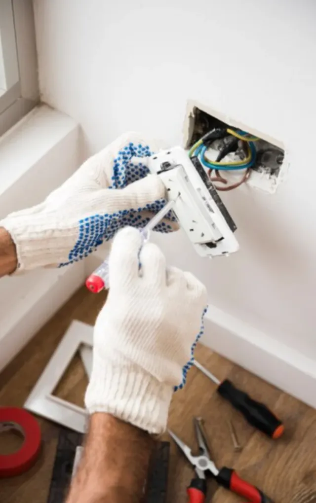 Electricista Económico Reparaciónes