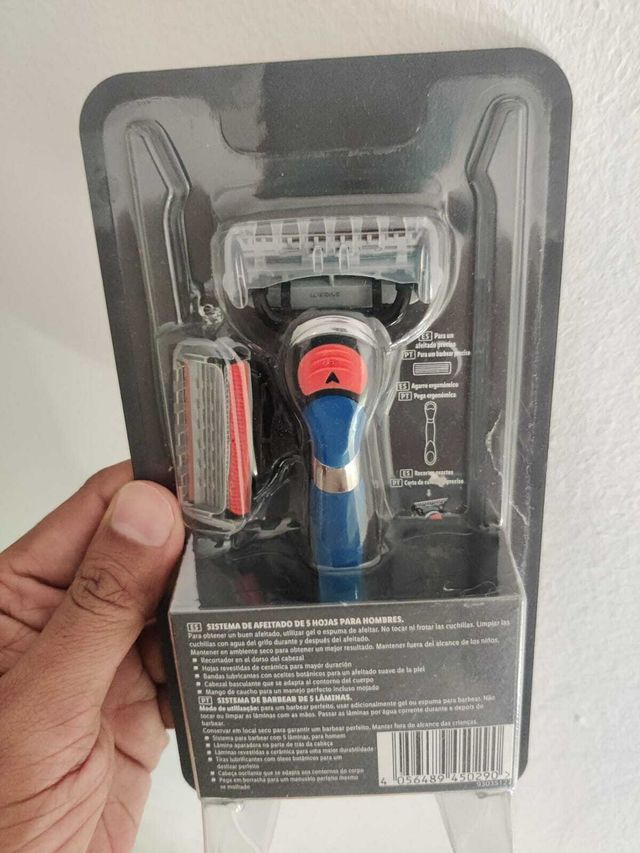 Maquinilla Afeitar DYNAMIC 5 PRO - Sin Abrir