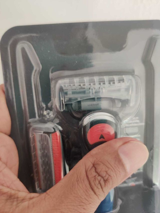 Maquinilla Afeitar DYNAMIC 5 PRO - Sin Abrir