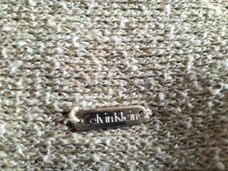 Lote 6 bufandas, 2 gorros y guantes sin estrenar .