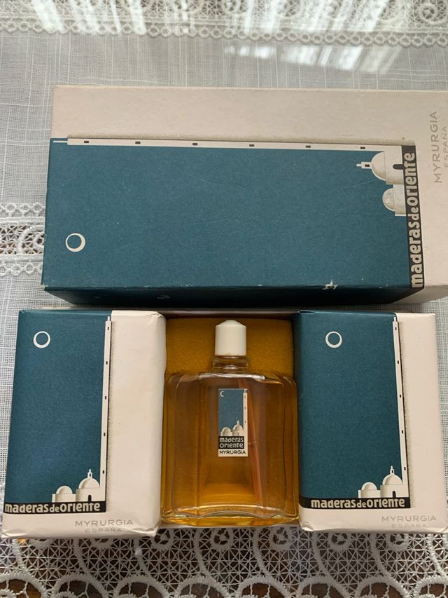 Estuche Vintage Maderas de Oriente Myrugia