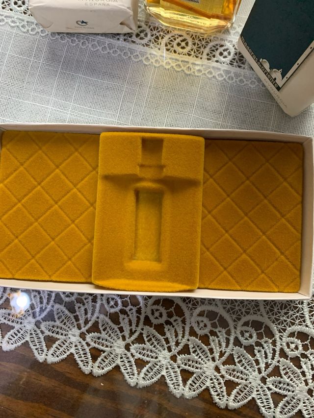 Estuche Vintage Maderas de Oriente Myrugia