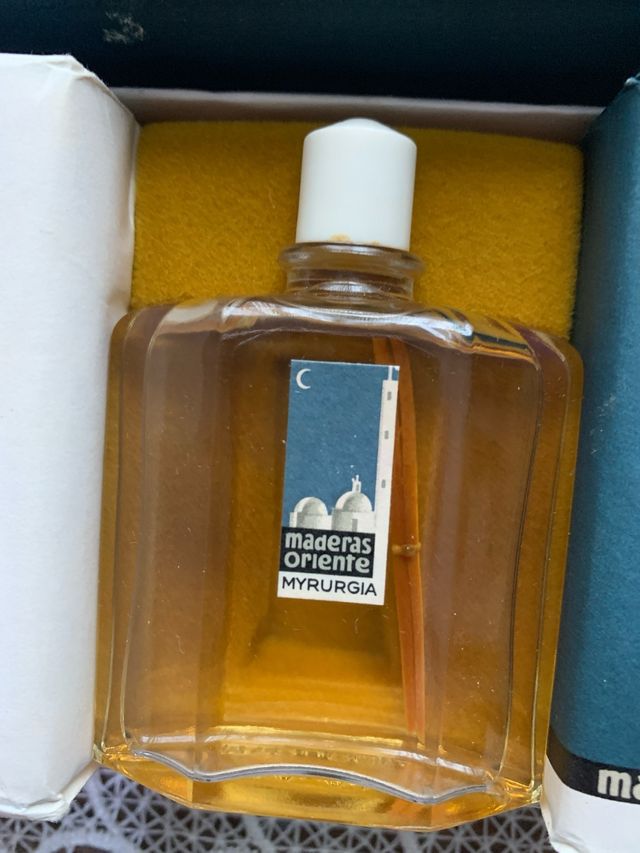 Estuche Vintage Maderas de Oriente Myrugia