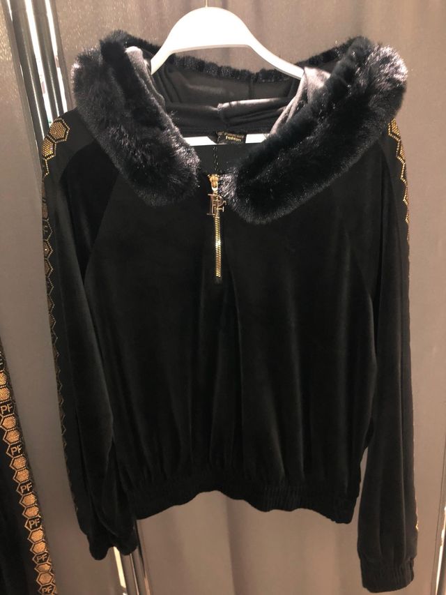 Paparazzi Fashion Chándal Negro y Dorado