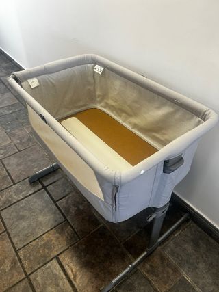 Minicuna colecho Next2Me Chicco gris