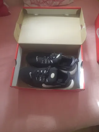 Zapatillas Nike Originales Talla 43