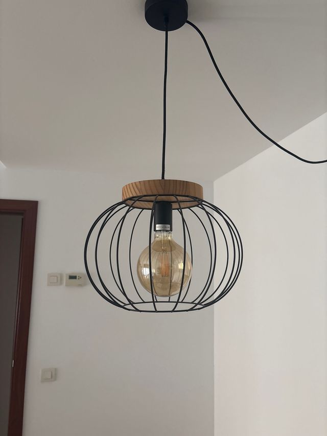 Lámpara de techo moderna metal y madera