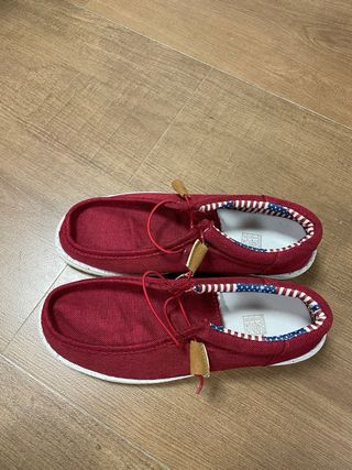 Náuticos Deportivos Rojos Talla 40 nuevos