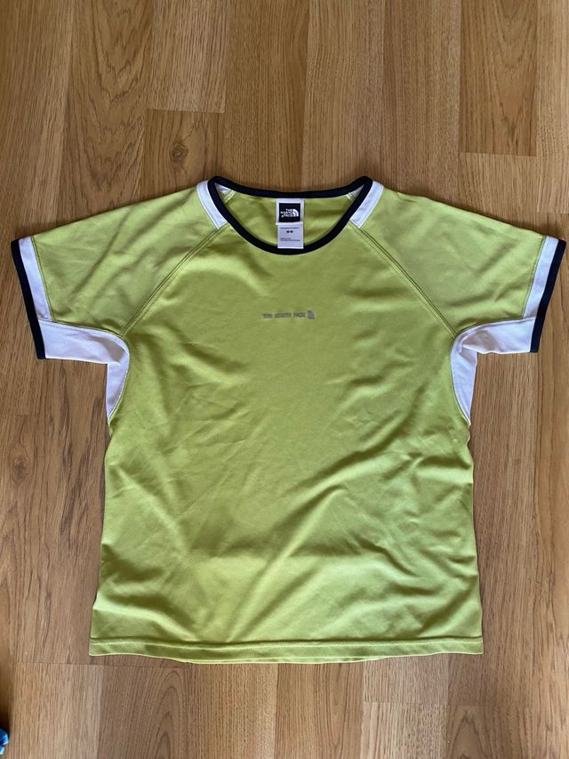 Camiseta The North Face Mujer Verde y Blanca