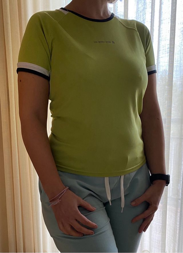 Camiseta The North Face Mujer Verde y Blanca