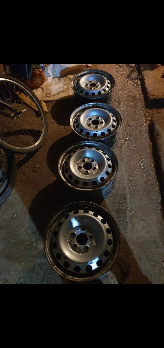 Llantas Mercedes Viano 16 chapa