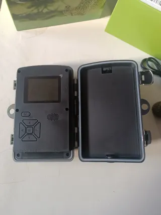 Fotocamera da caccia mimetica