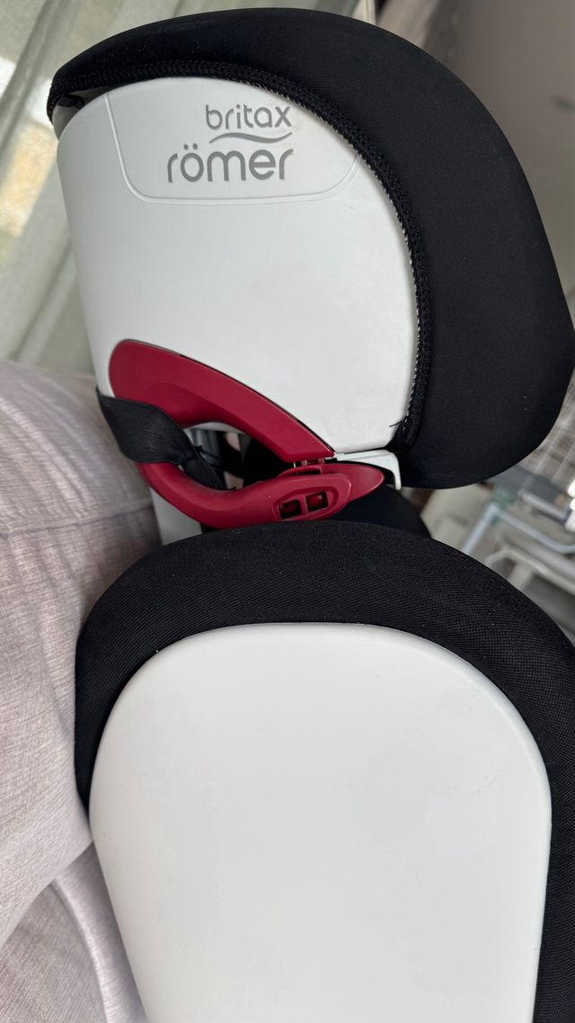 Silla de coche “Britax römer Kidfix XP”