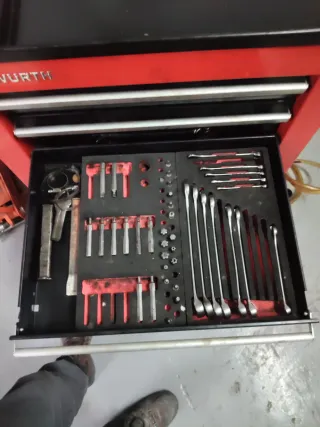 Carro Wurth 7 cajones con herramientas