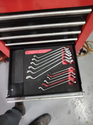 Carro Wurth 7 cajones con herramientas