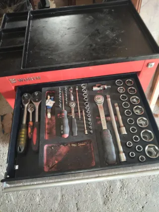 Carro Wurth 7 cajones con herramientas