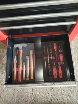 Carro Wurth 7 cajones con herramientas