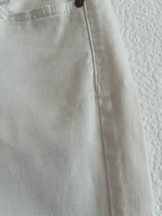 Pantalón pitillo blanco talla 38