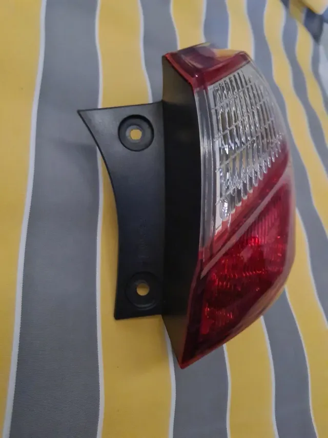 Piloto Trasero Dcho Nissan Qashqai J10 SUV