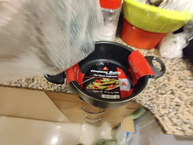 Cacerola Hispano Suiza Antiadherente 24cm ESTRENAR