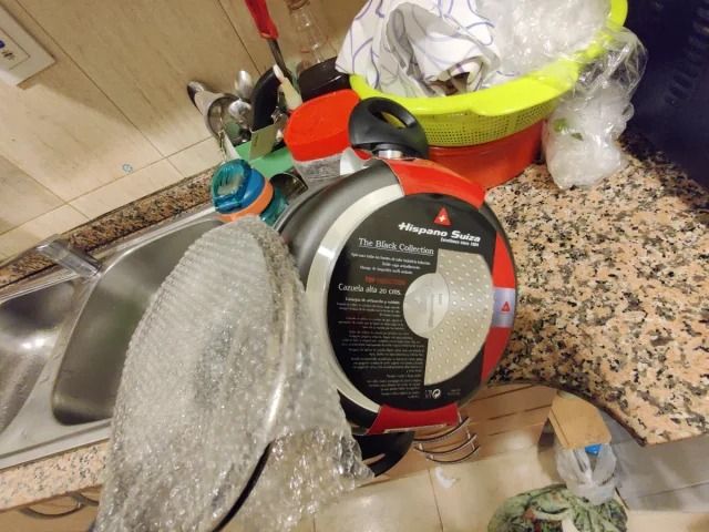 Cacerola Hispano Suiza Antiadherente 24cm ESTRENAR