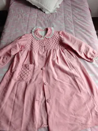 Bata infantil rosa acolchada 8/9 años