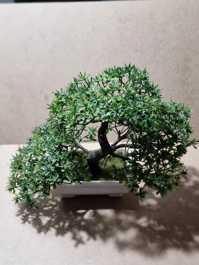 Bonsái artificial verde