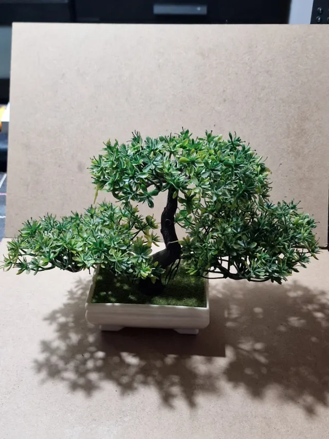 Bonsái artificial verde