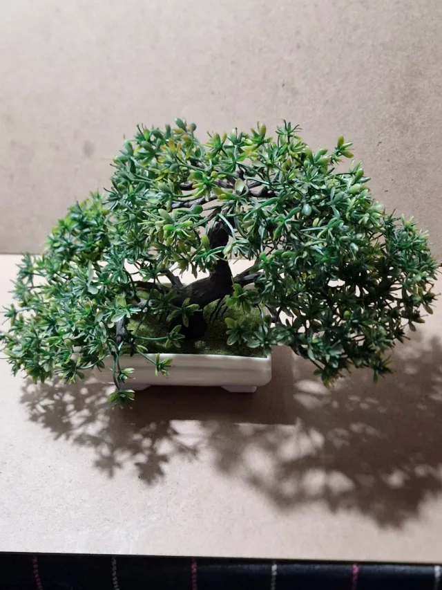 Bonsái artificial verde