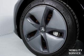 Tesla Model 3 Gran Autonomía AWD