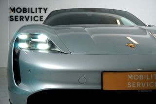 Porsche Taycan 4S