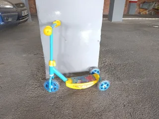 Patinete infantil 3 ruedas hasta 4 años