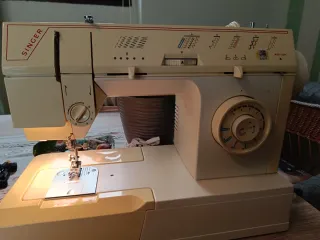 Máquina de coser Singer
