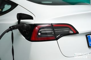 Tesla Model 3 Gran Autonomía AWD