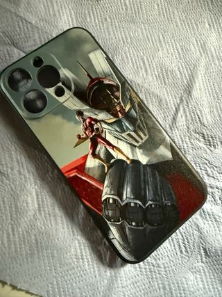 Custodia iPhone 16 Pro Max con disegno goldrakecon