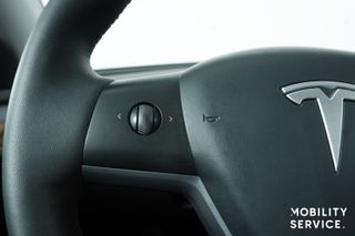 Tesla Model Y Gran Autonomía 4WD