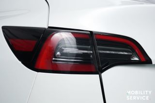 Tesla Model Y Gran Autonomía 4WD