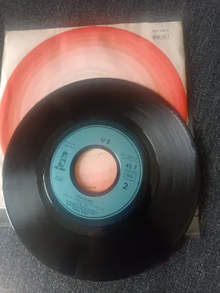 U2 vinilo New Year's Day 7" 45rpm