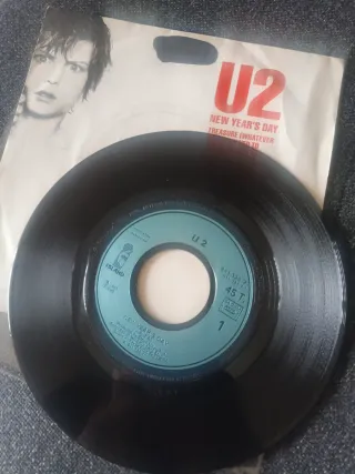 U2 vinilo New Year's Day 7" 45rpm