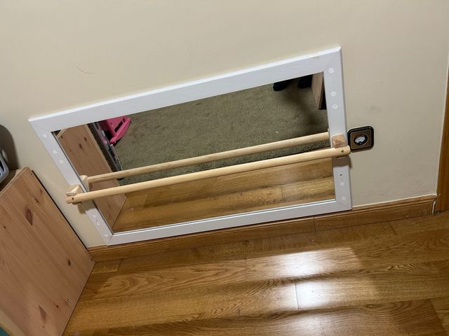 Espejo Montessori 100x60 con barra