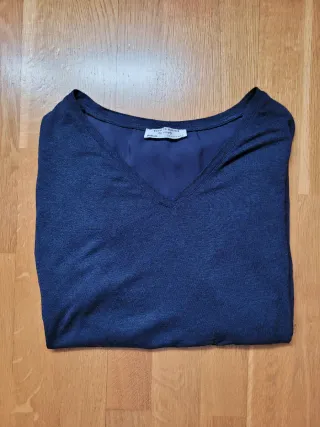 Camiseta azul marino Stradivarius