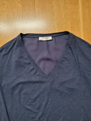 Camiseta azul marino Stradivarius