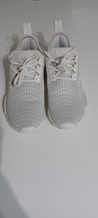 Adidas NMD Blancas Talla 40.5 (25.5cm)