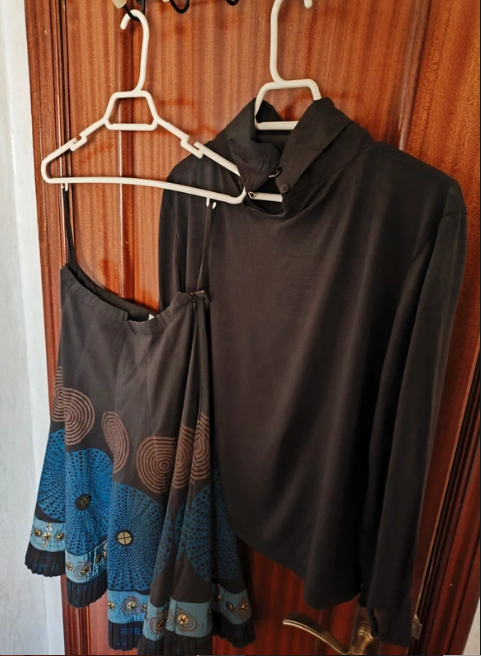 Conjunto Yokana camiseta y falda sin estrenar