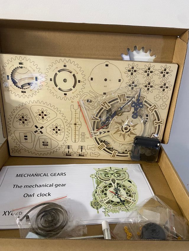 Maqueta Reloj Búho Mecánico