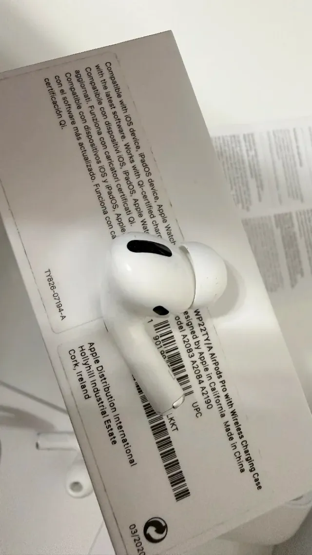Airpods Pro con estuche de carga