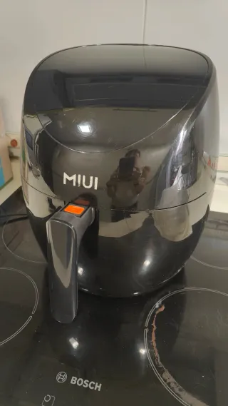 Freidora de aire MIUI negra